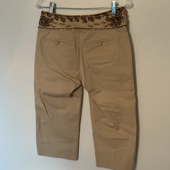 🎈3/$25🎈Robert Rodriguez Embellished Waist Capris - Picture 3 of 10